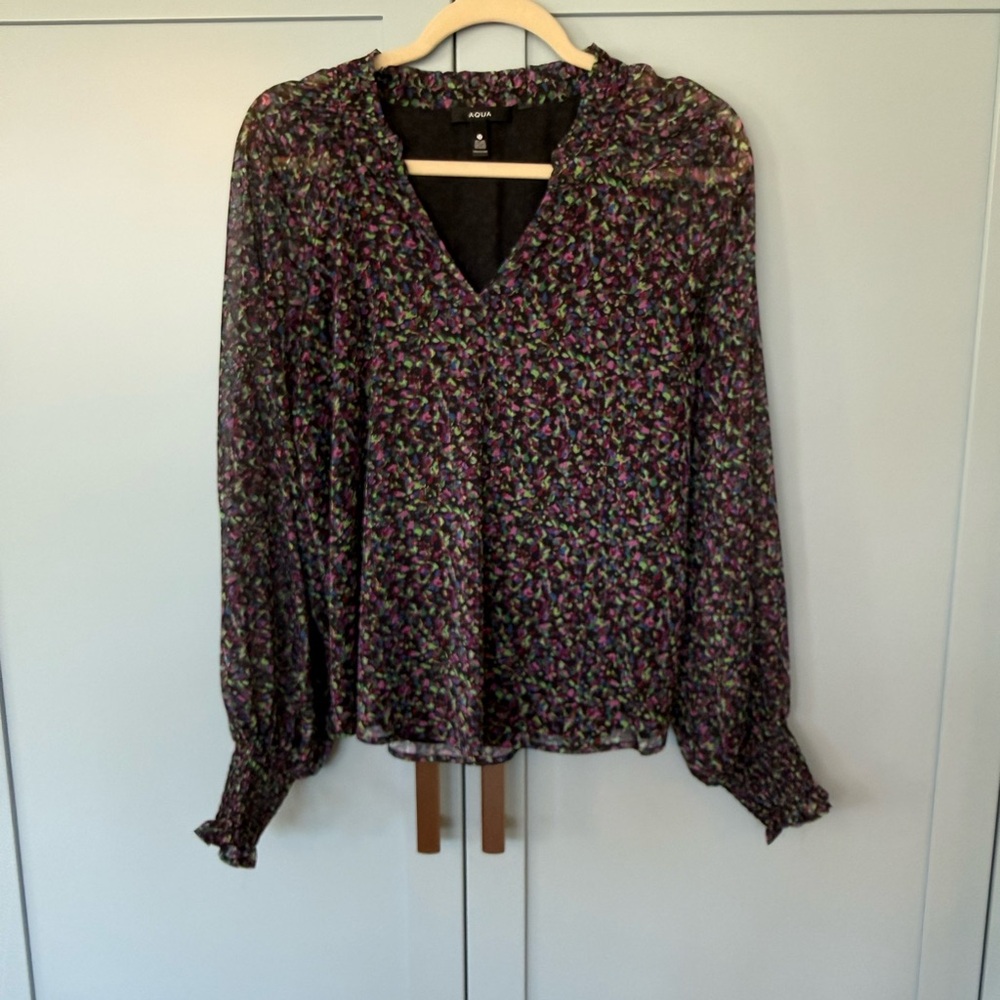 Floral V-Neck Blouse